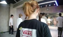 明星熱點爆料視頻怎么做,視頻爆料背后的真相與影響