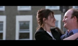 《諾丁山》在線觀看,浪漫邂逅，跨越國界的愛情傳奇