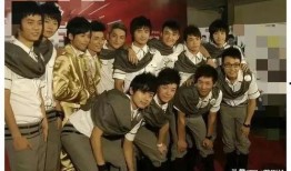 八卦娛樂吃瓜討論視頻,揭秘?zé)衢T視頻背后的吃瓜討論