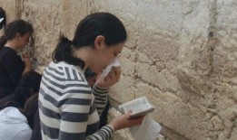 娛樂吃瓜君長什么樣,他是如何成為網(wǎng)絡(luò)紅人的？