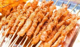 小炸肉串爆料怎么做視頻,視頻教你輕松制作美味炸串